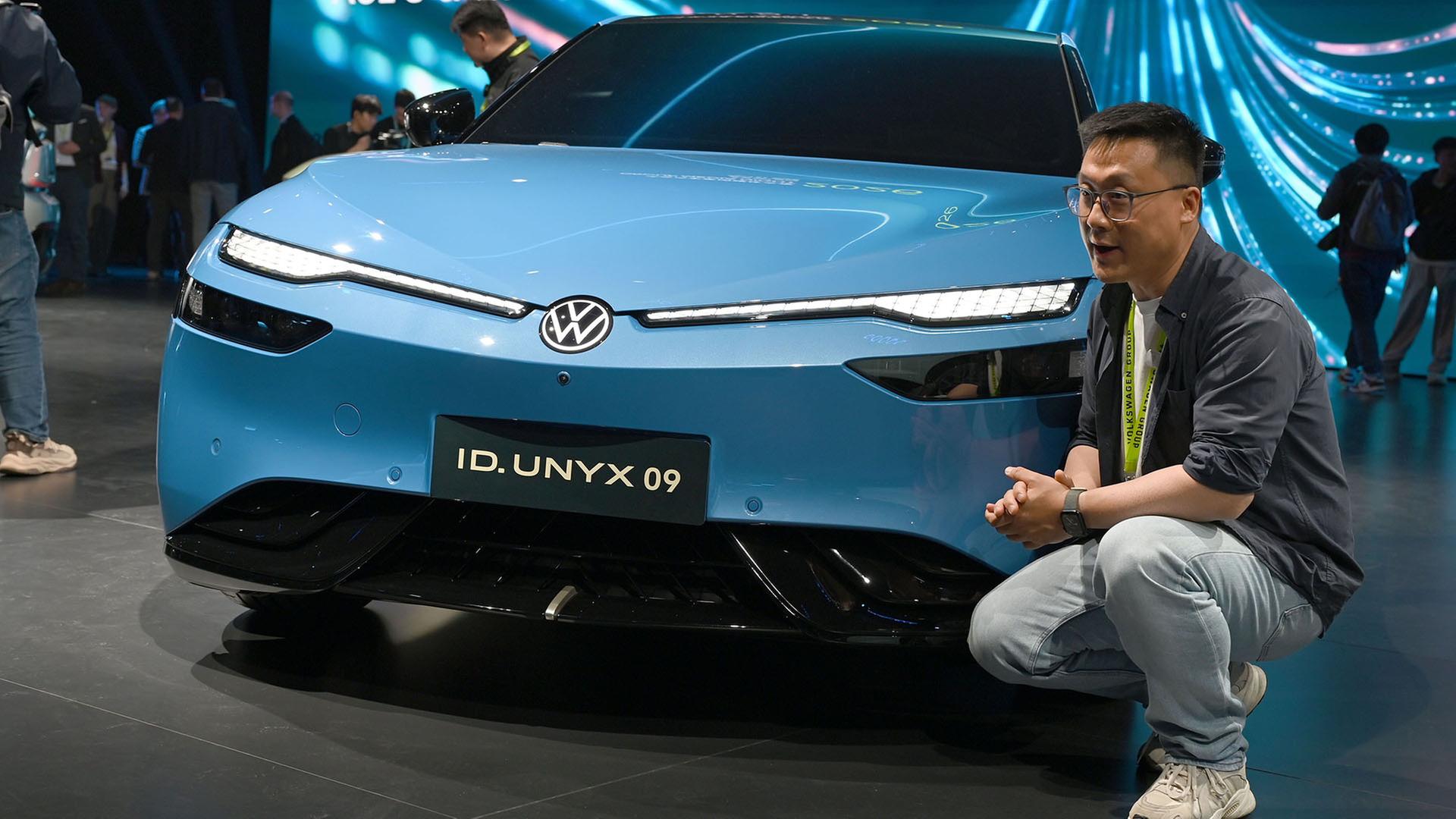 Deutsche Hersteller präsentieren neue E-Automodelle auf Automesse in Peking