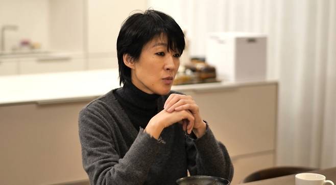 이소라 덕에 모델 된 홍진경…어머니는 금팔찌 팔았다