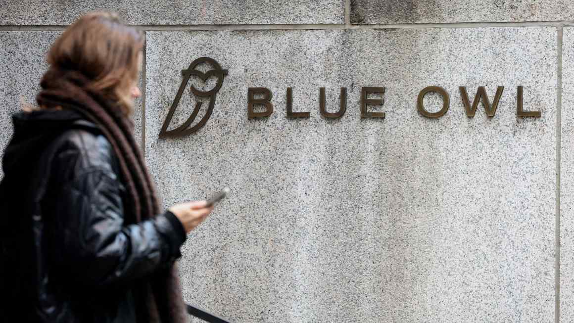 Blue Owl draws in $9bn as private credit market cools