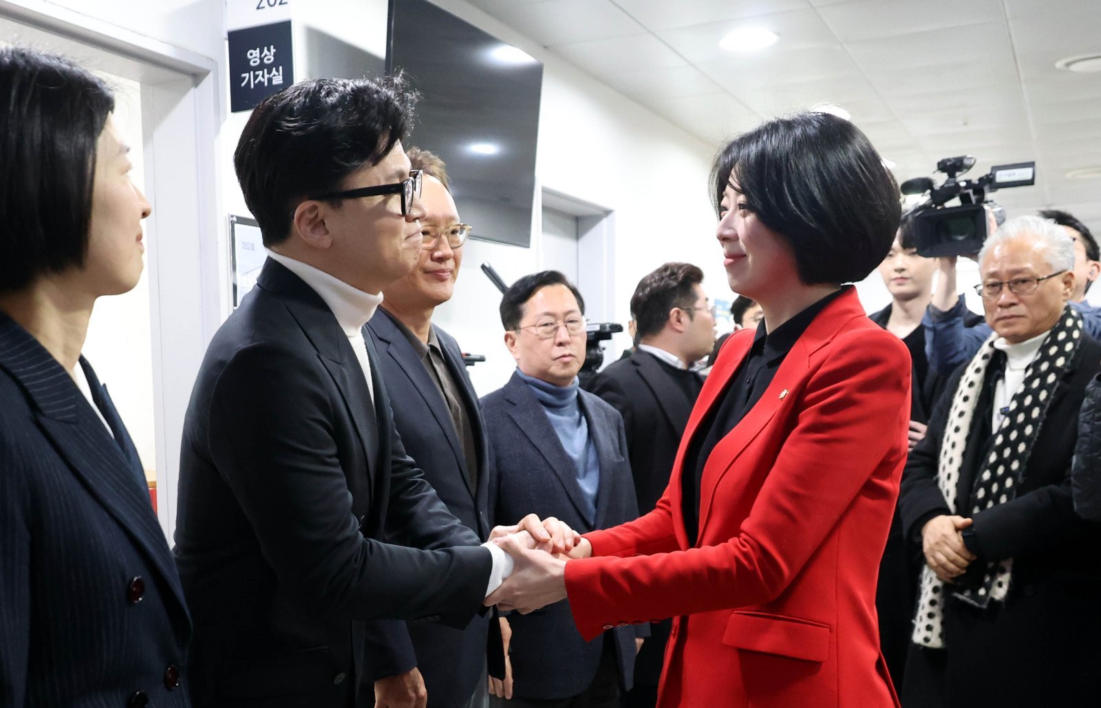 배현진 “한동훈 사실상 국힘 후보…무공천 등 지원해야”