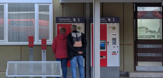 Deutschlandticket: NRW-Verkehrsminister fordert Preisstopp
