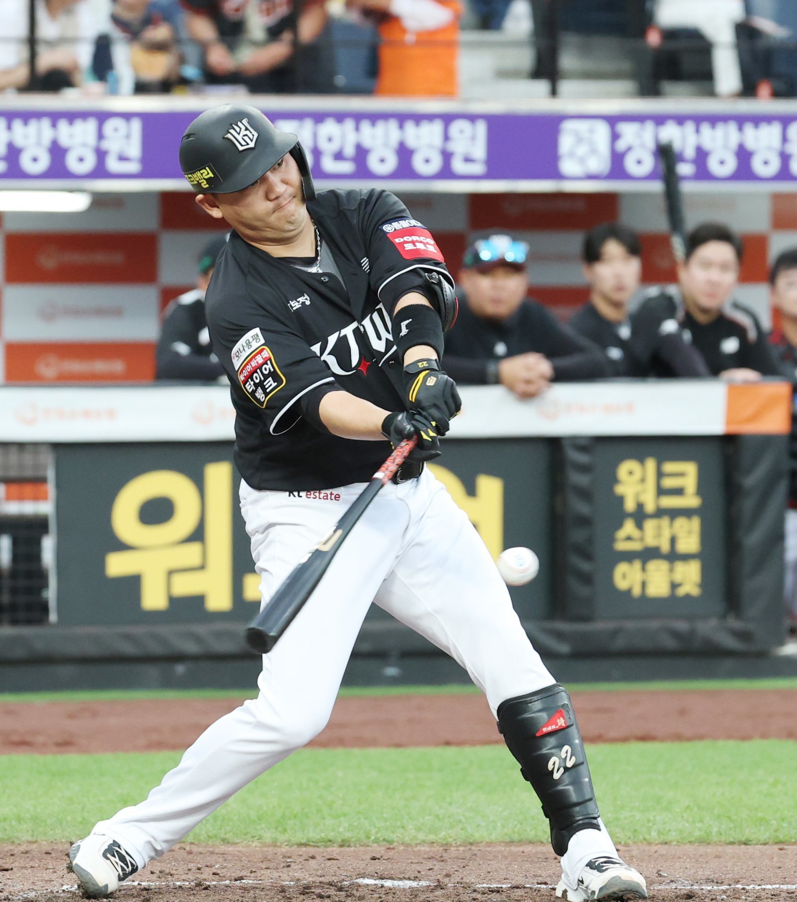 선두 KT, KIA 잡고 20승 선착…‘박승규 역전포’ 삼성, 한화 제압