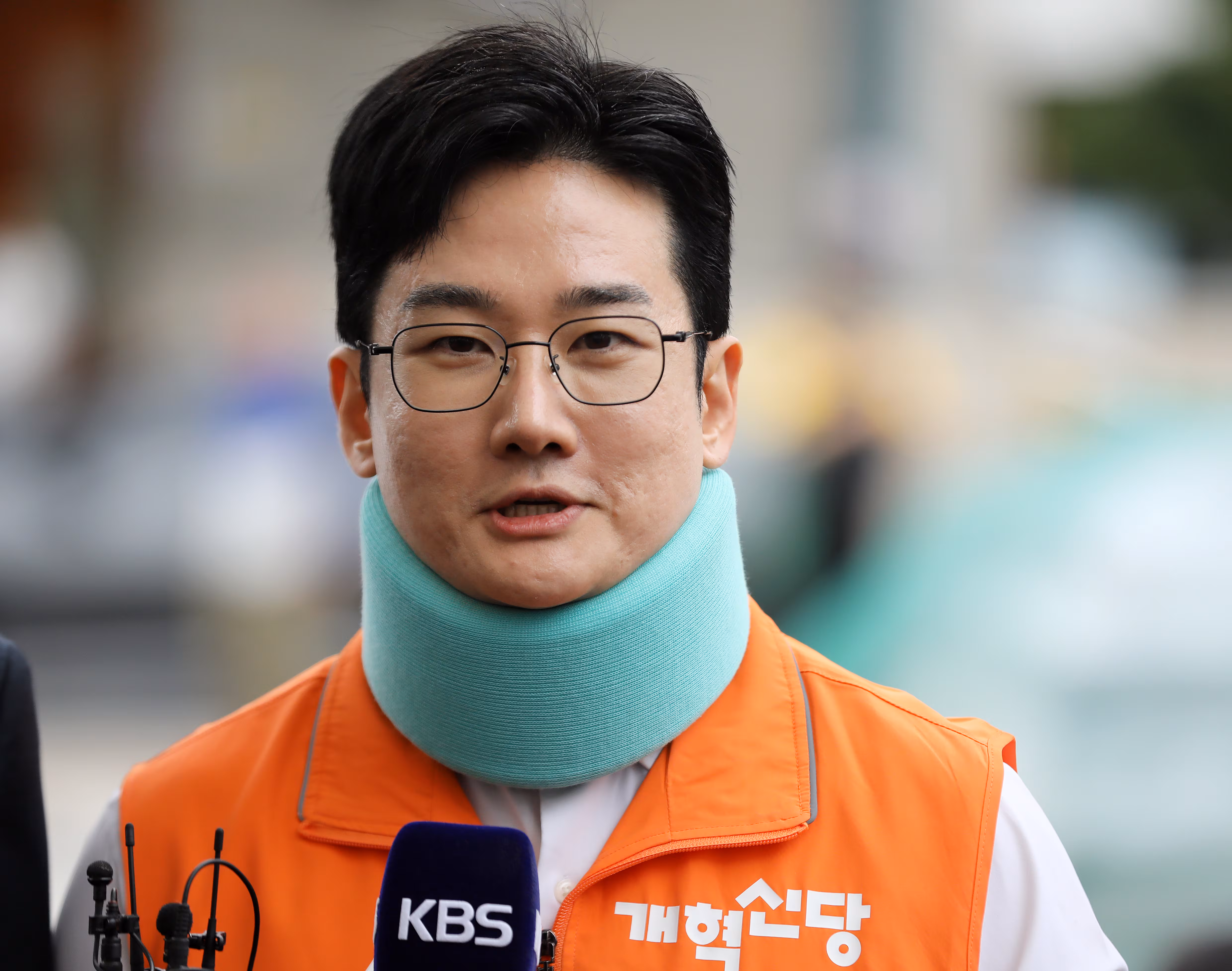 정이한 부산시장 후보에 음료 투척 30대 구속영장 기각