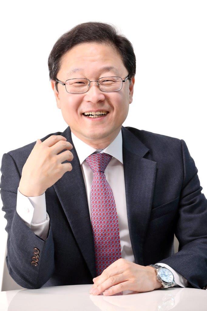 “100곳 넘는 기업서 거절당한 후 첫 계약…미친듯이 두드리자 문 열렸다”[손효림의 베스트셀러 레시피]