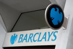 Barclays amplia lucro menos que o esperado no 1º trimestre, a 2,81 bilhões de libras