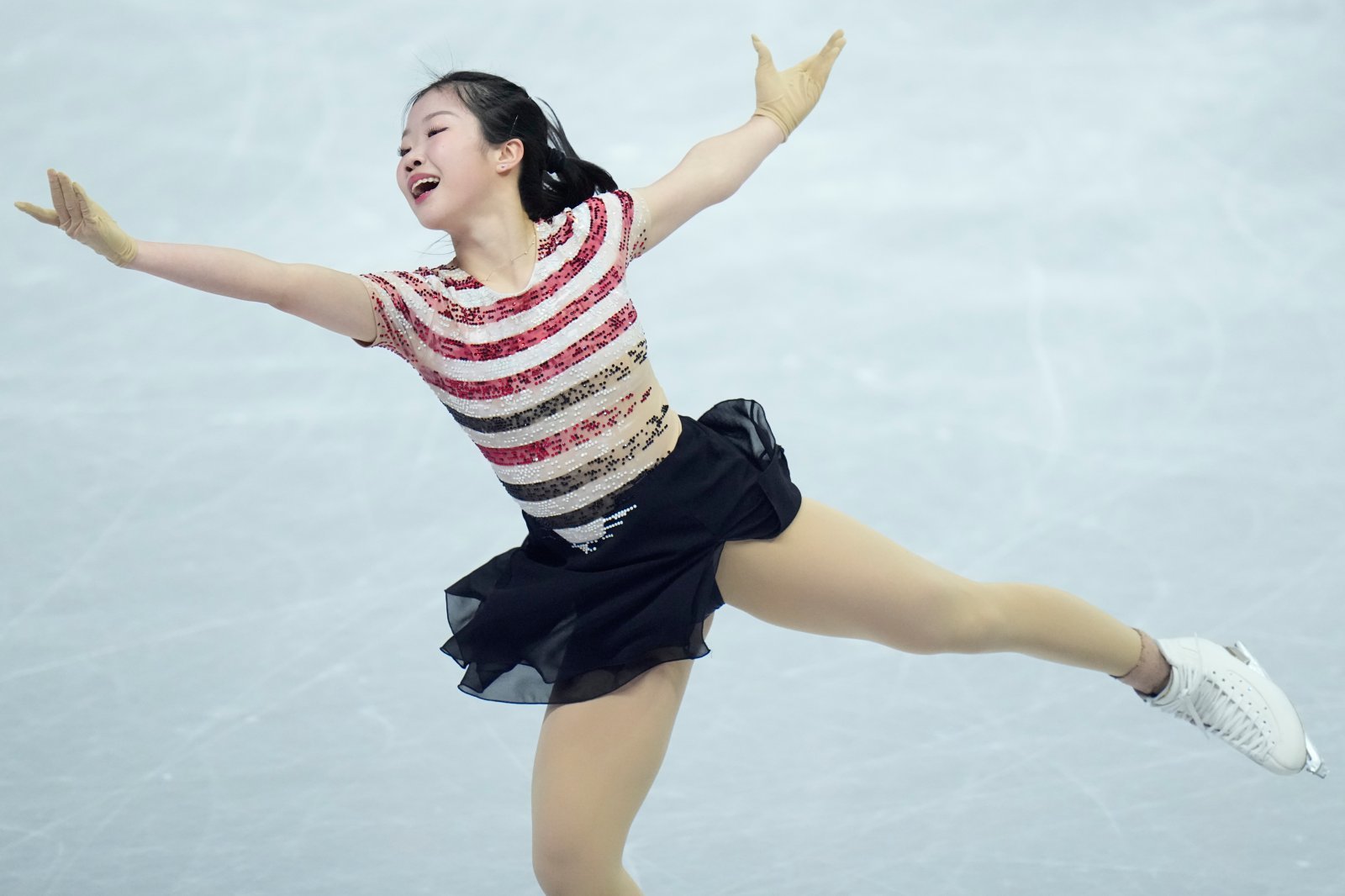 ‘포스트 아사다 마오’ 日 나카이 아미…中 팬심 사로잡은 ‘반전 매력’