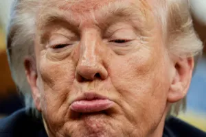 “Não me importa se Powell fica ou não no Fed”, afirma Donald Trump