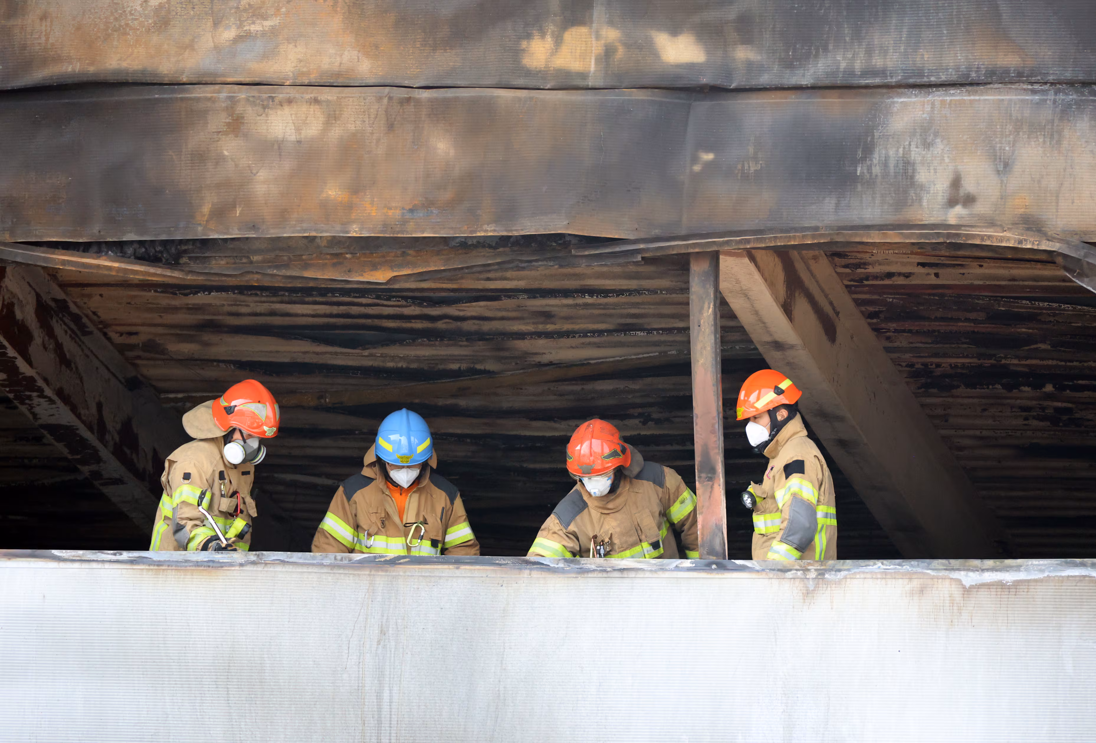 ‘74명 사상’ 안전공업 동관 내일부터 철거… “현장감식 병행”