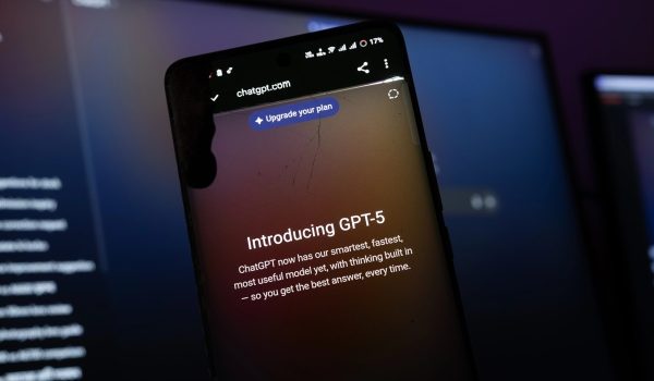 ChatGPT passe un cap avec GPT-5.5 : plus rapide, plus autonome et encore meilleur en code