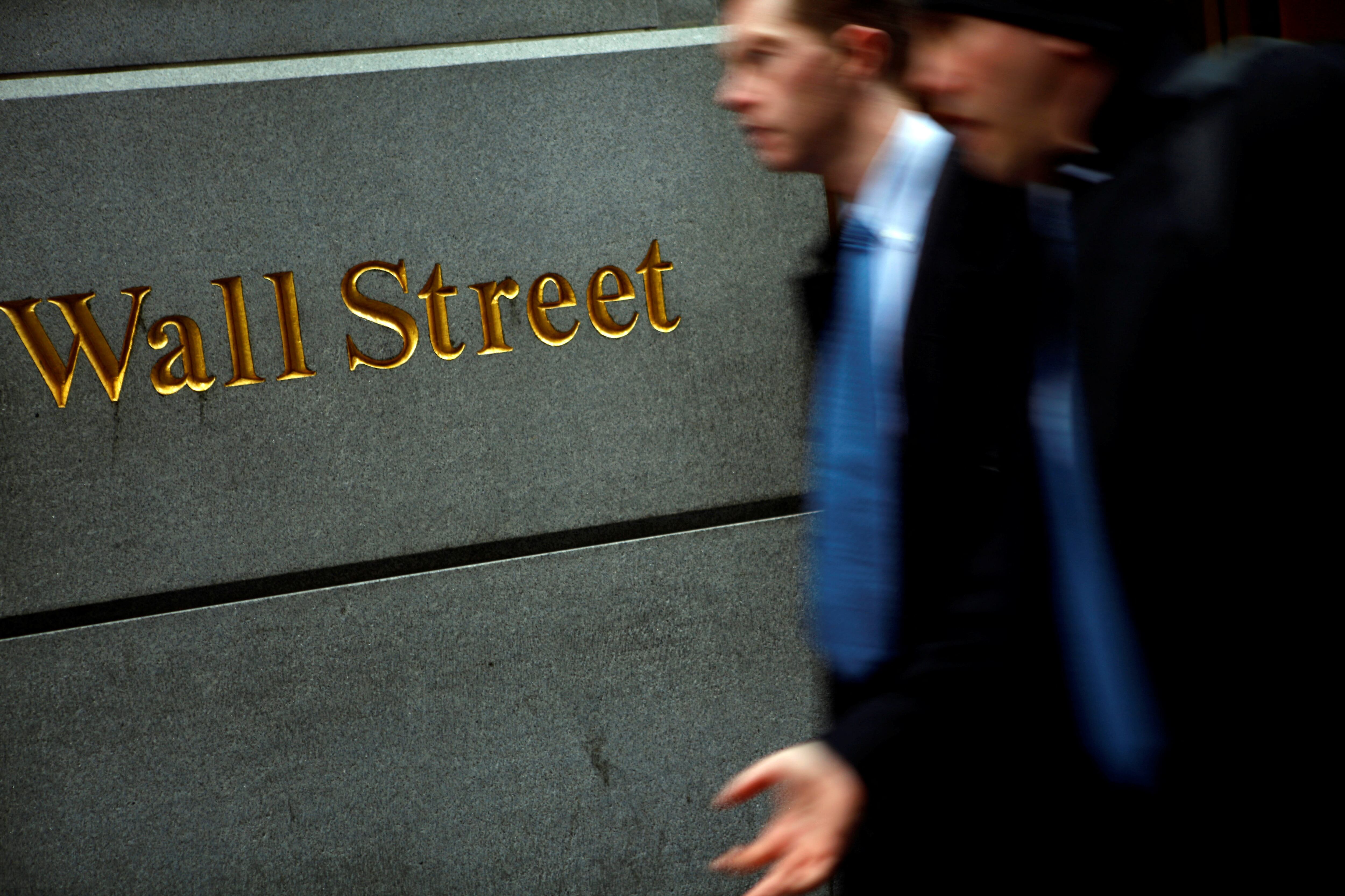 ¿Por qué la Bolsa sube cuando el petróleo se dispara sobre los 110 dólares?