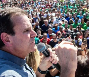 Mesmo com vantagem de Paes, disputa no Rio pode “mudar bastante”, diz Quaest