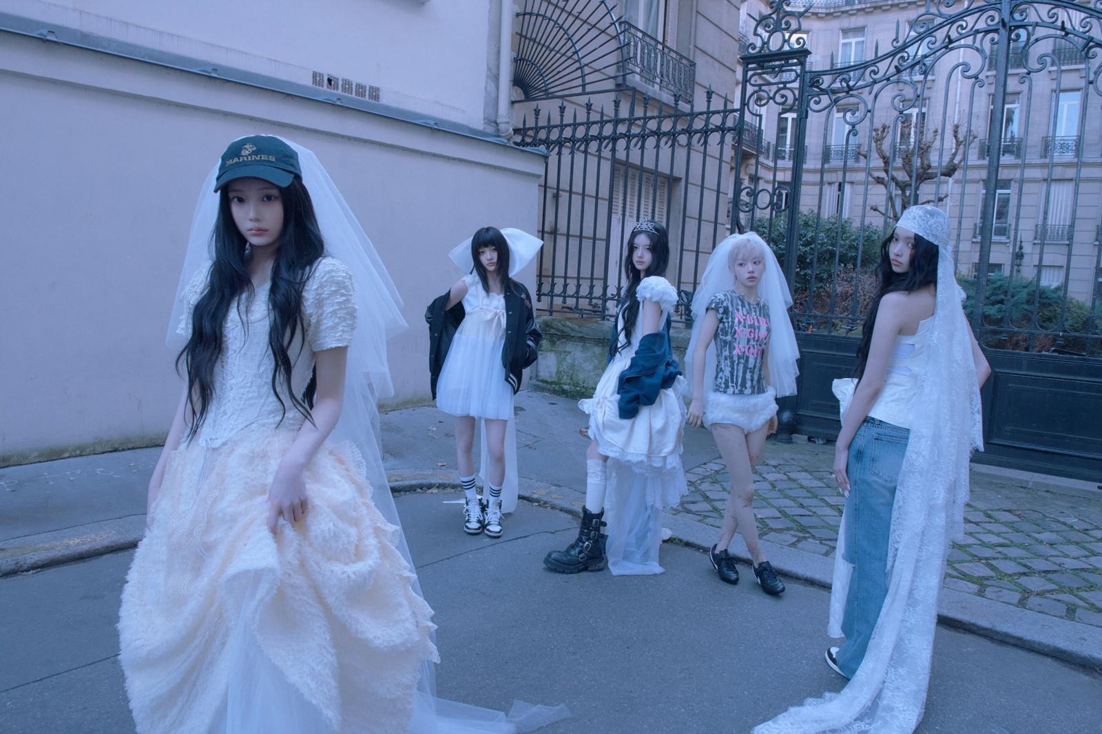 테크노 입고 돌아온 아일릿…발칙한 ‘모두의 최애’ 선언