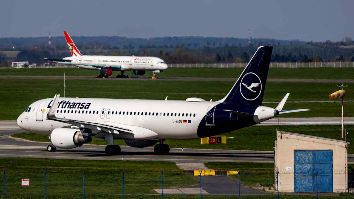 Why flying less won’t do much to ease the oil crisis