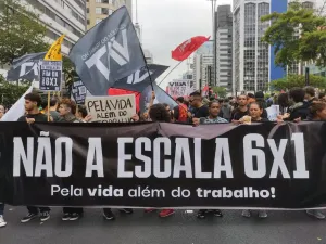 1º de Maio tem atos pró e contra o governo esvaziados em São Paulo