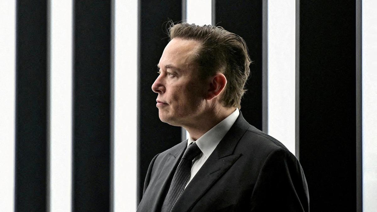 Elon Musk lanza Grokipedia, una alternativa de derechas para competir con la Wikipedia