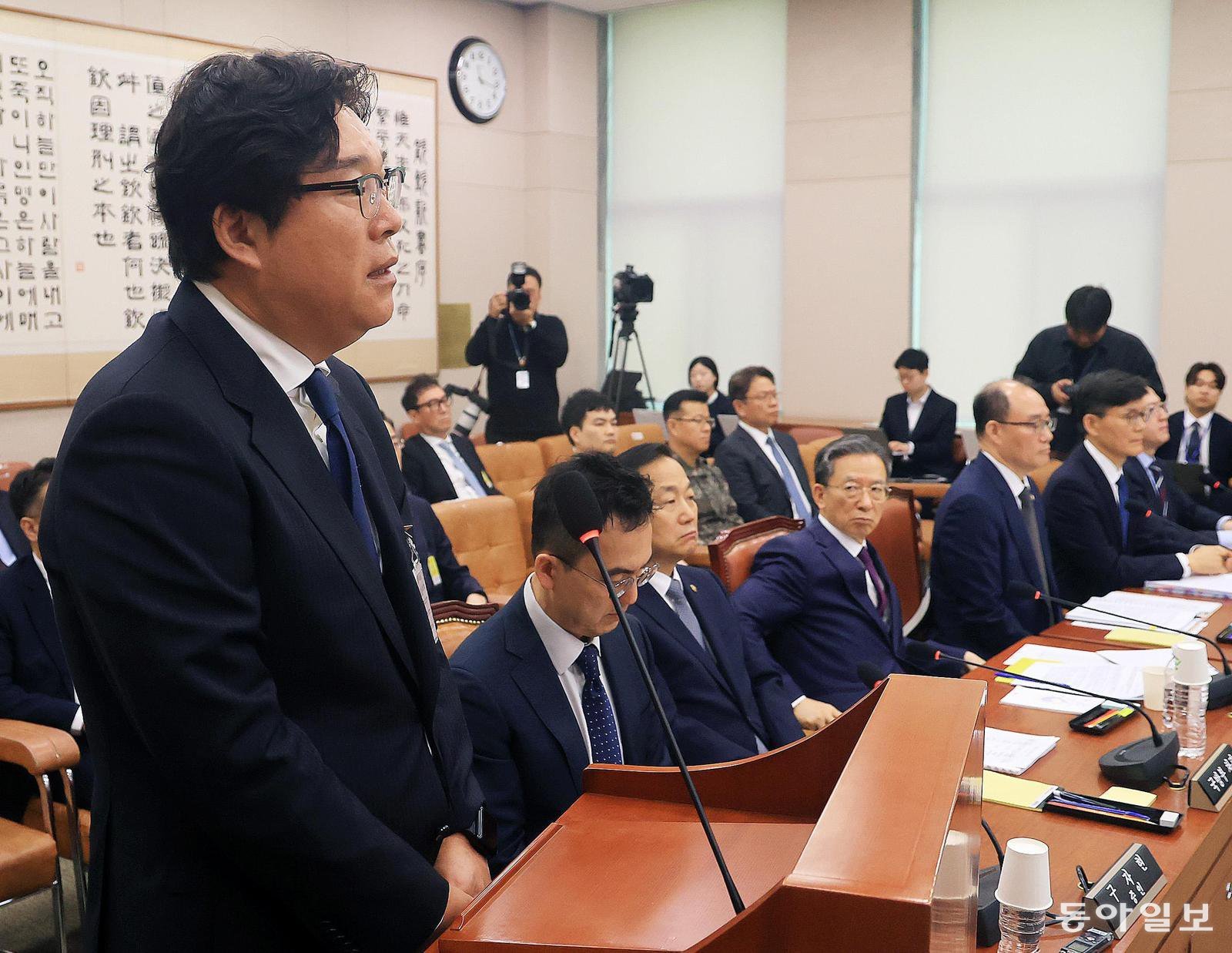 쌍방울 김성태, ‘李 대북송금 공범’ 부인… “내 평생 마음속 영웅, 누가 돼 죄송” 울먹