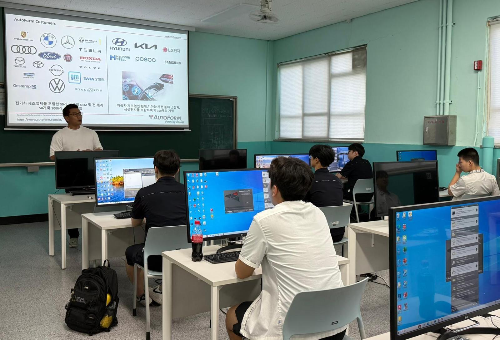 대졸자 업무를 고졸자가… ‘AI 기반 이음 프로젝트’ 주목