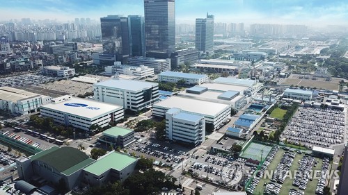 (LEAD) Samsung Electro-Mechanics Q1 net profit rises sharply on strong AI demand