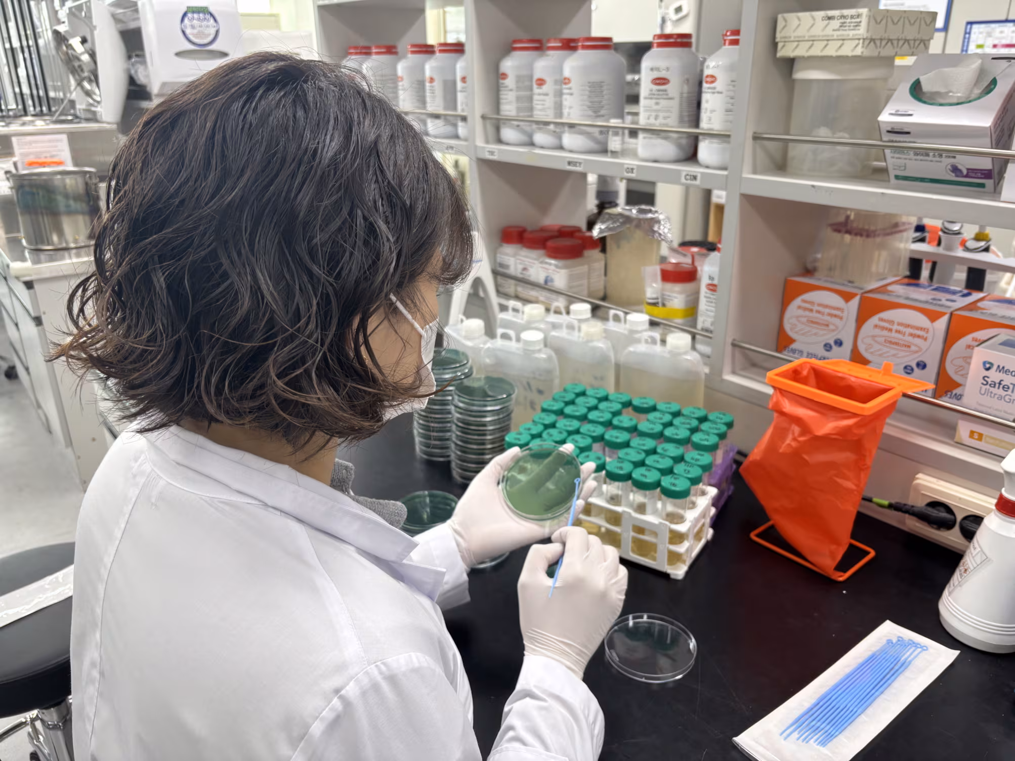 다리에 수포 생기더니 돌연 사망 “해산물 섭취 주의”