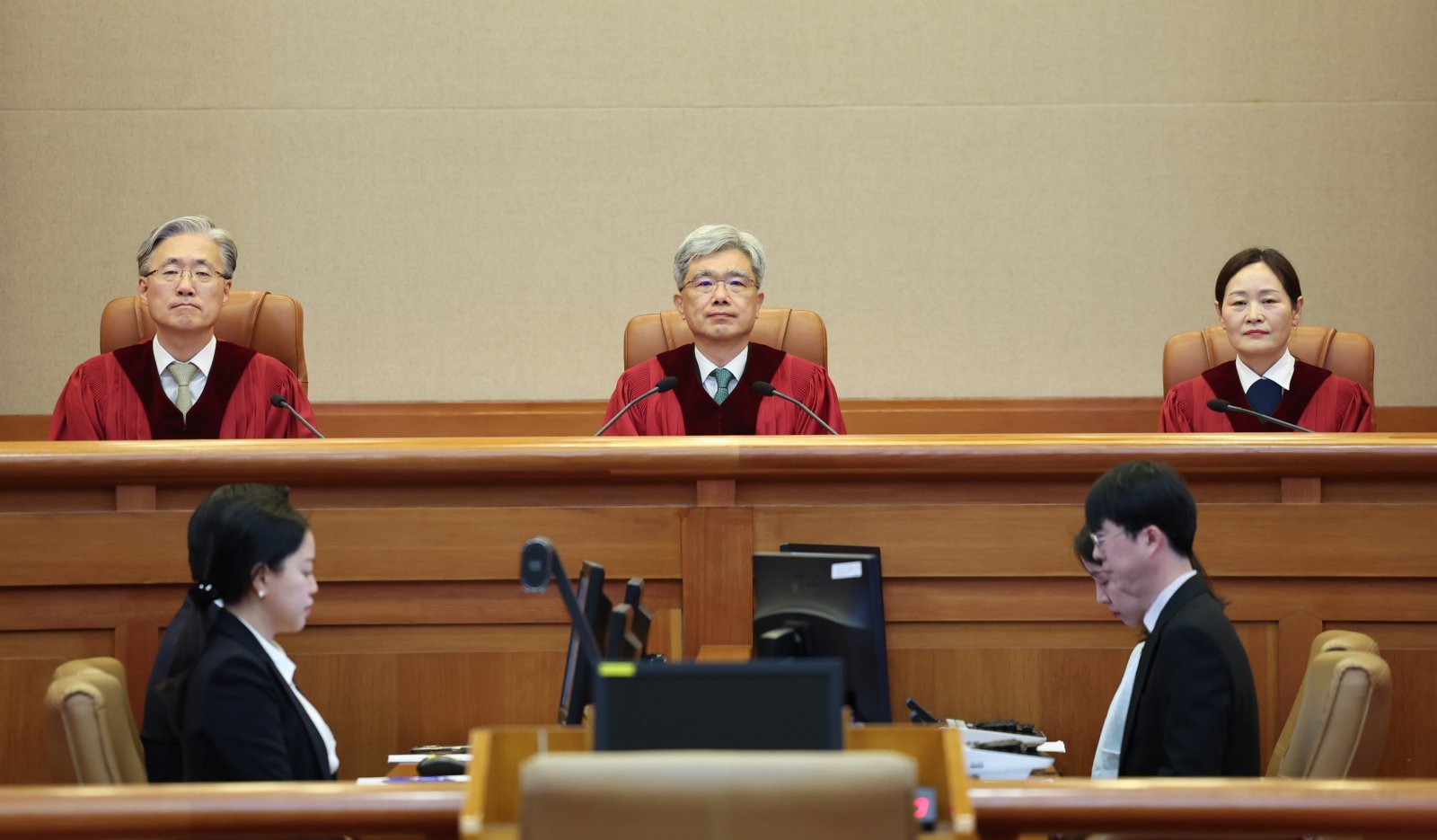 헌재, ‘대리점에게 판촉비 전가 시 과징금’ 소급 적용에 “합헌”