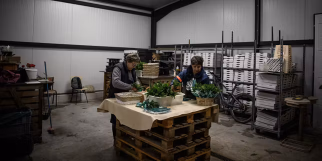 Travail le 1ᵉʳ-Mai : le Conseil d’Etat estime qu’« il n’y a plus lieu » de statuer sur les recours contre le gouvernement