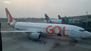 Aviões de Gol e Azul ficam a 22 metros um do outro enquanto voam em Congonhas