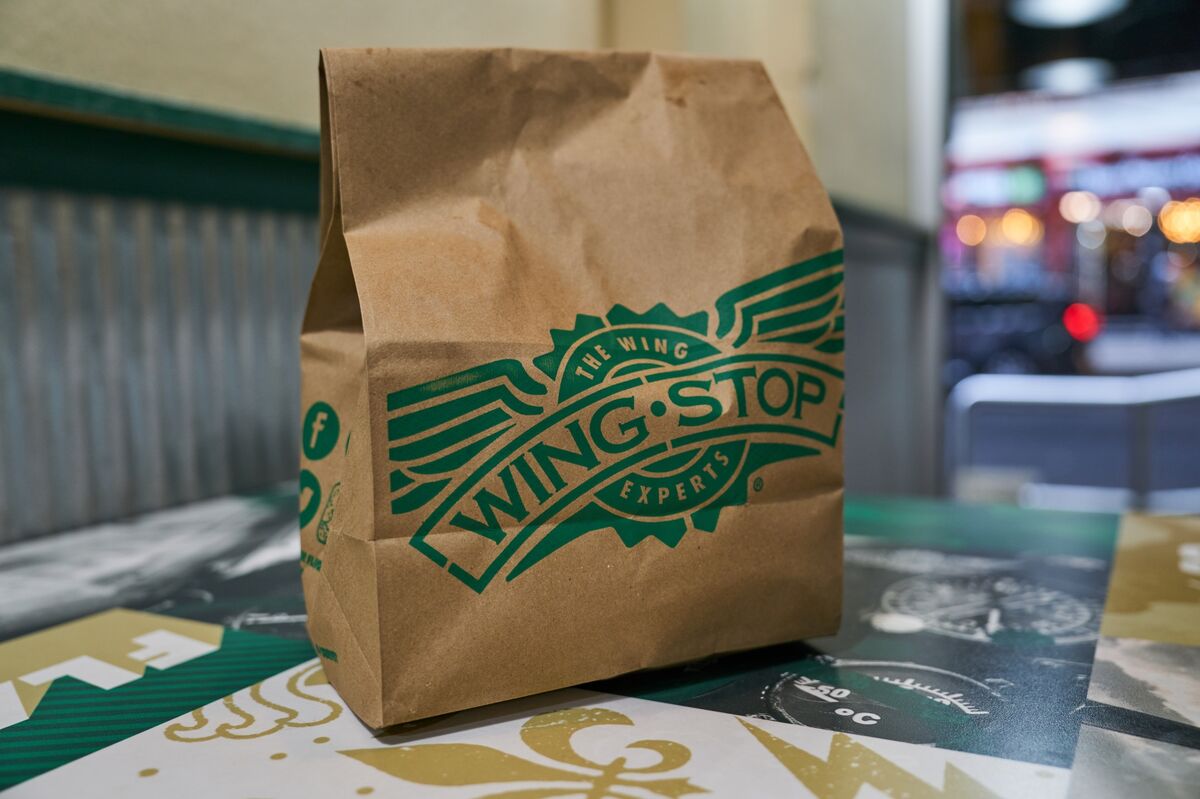 Wingstop Diners Cut Back as Gas Prices Eat Household Budgets