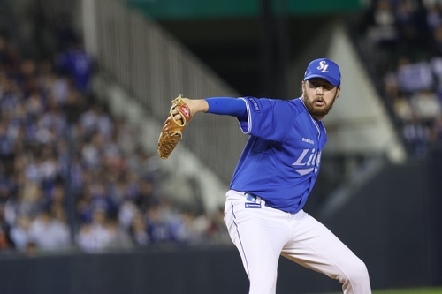 Lions extend contract with injury replacement O'Loughlin