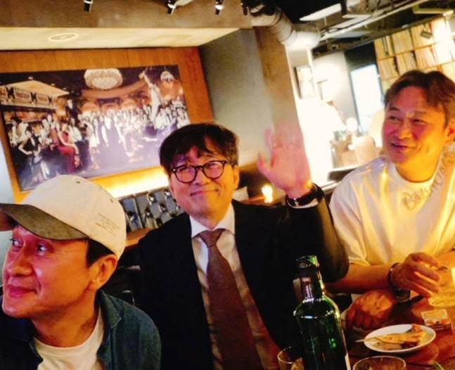 장항준, 이젠 친구들에게 밥 쏜다…“돈 너무 아까워”