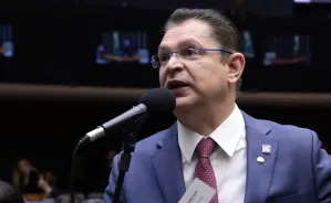 “Resultado é mais sobre Lula do que Messias”, diz Sóstenes após rejeição no Senado