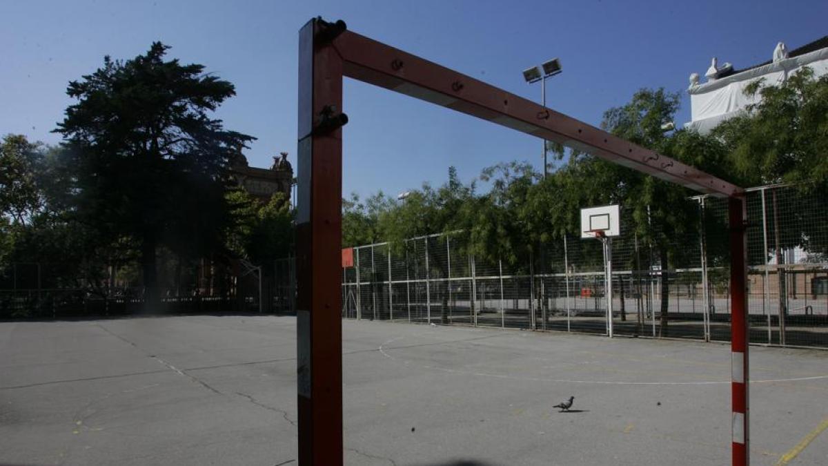 La conflictividad escolar lleva al Govern a incorporar agentes de paisano en los institutos