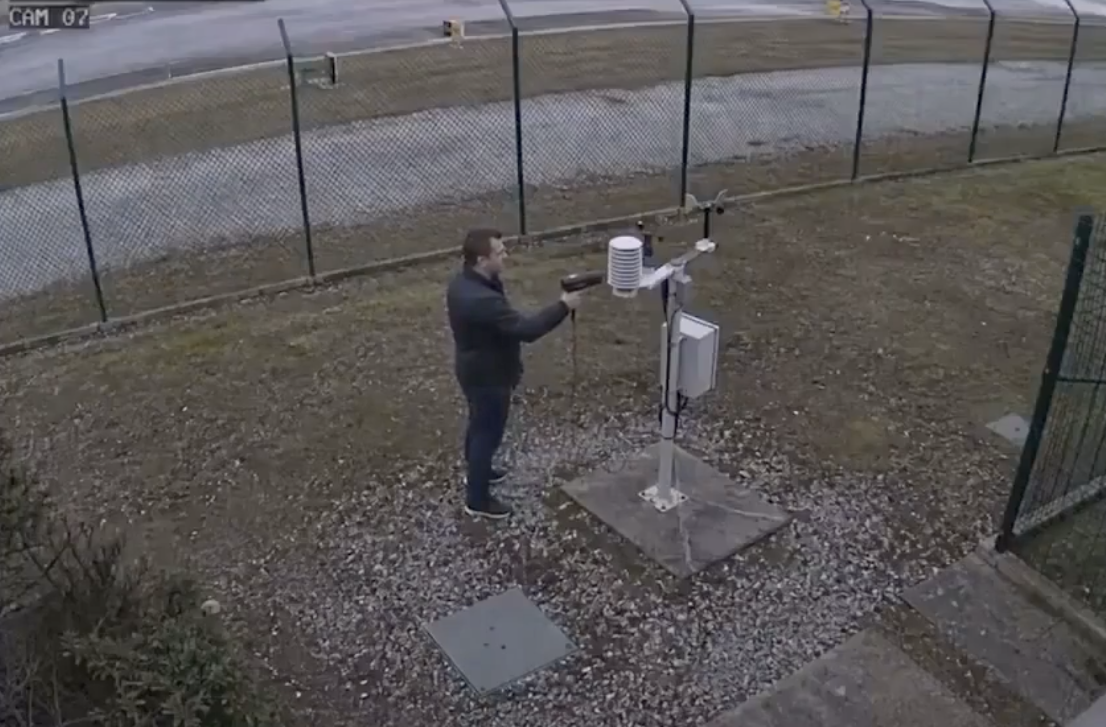 Il gagne 33 000€ sur Polymarket avec un sèche-cheveux : l'histoire qui affole la France